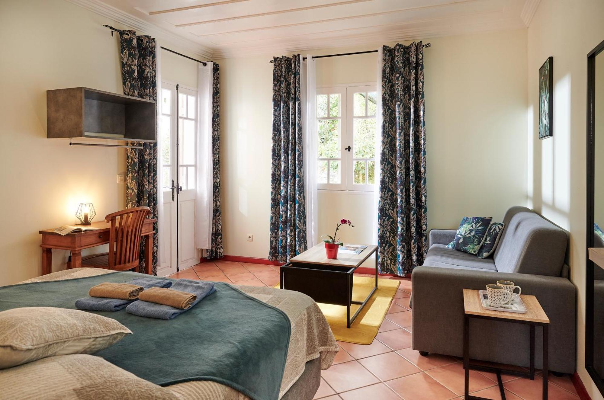 Relais Des Gouverneurs サラジー エクステリア 写真