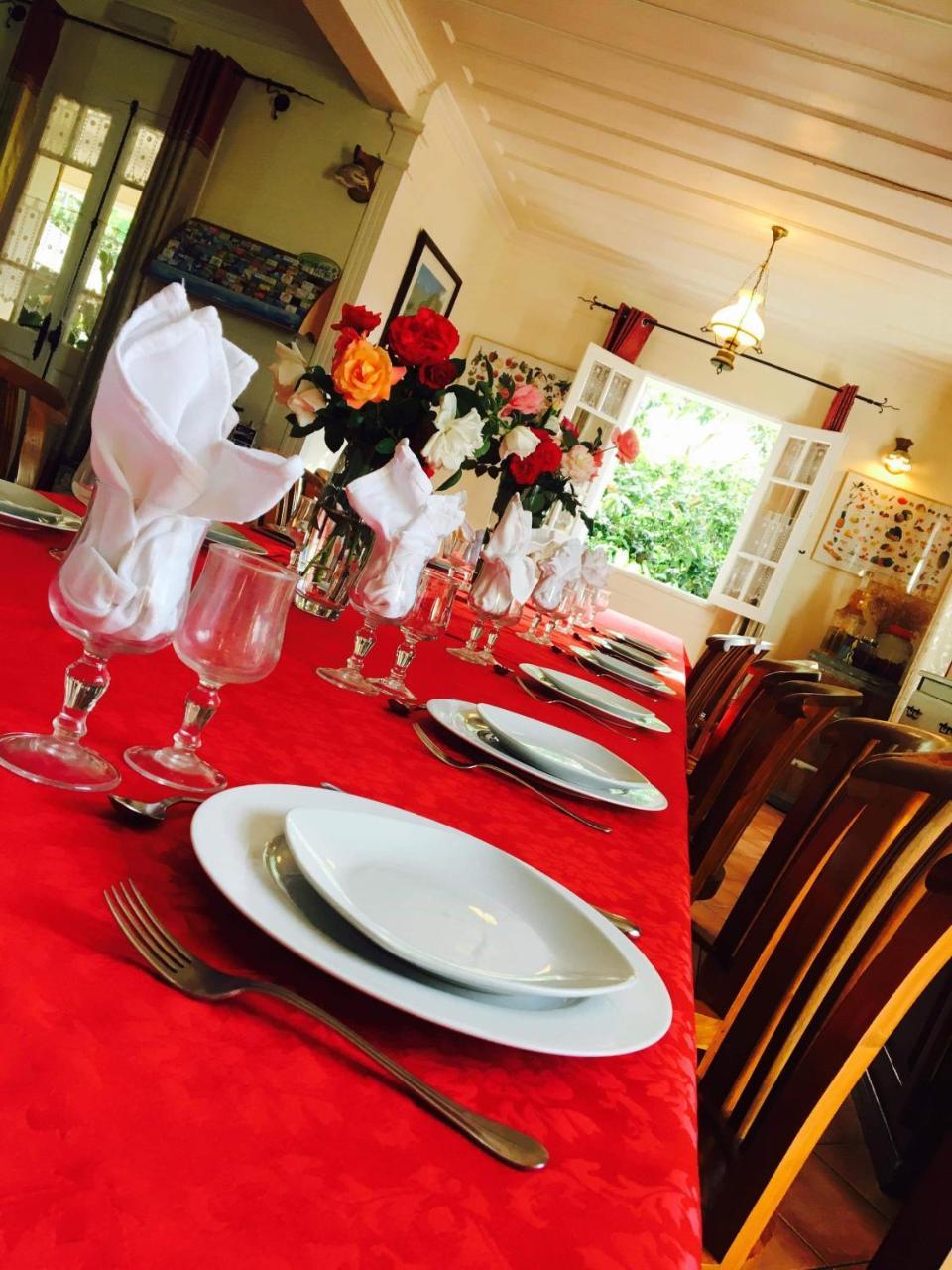 Relais Des Gouverneurs サラジー エクステリア 写真